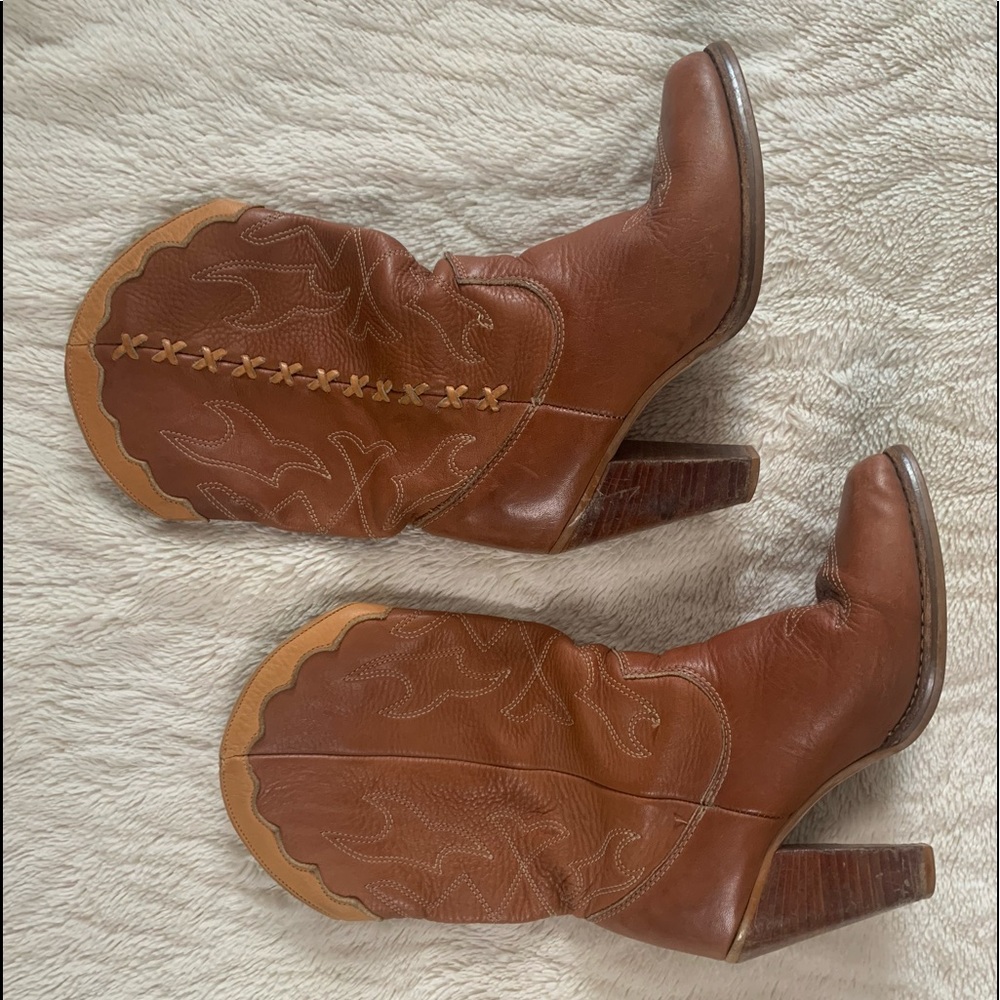 Brown Two-toned Cowboy Boots